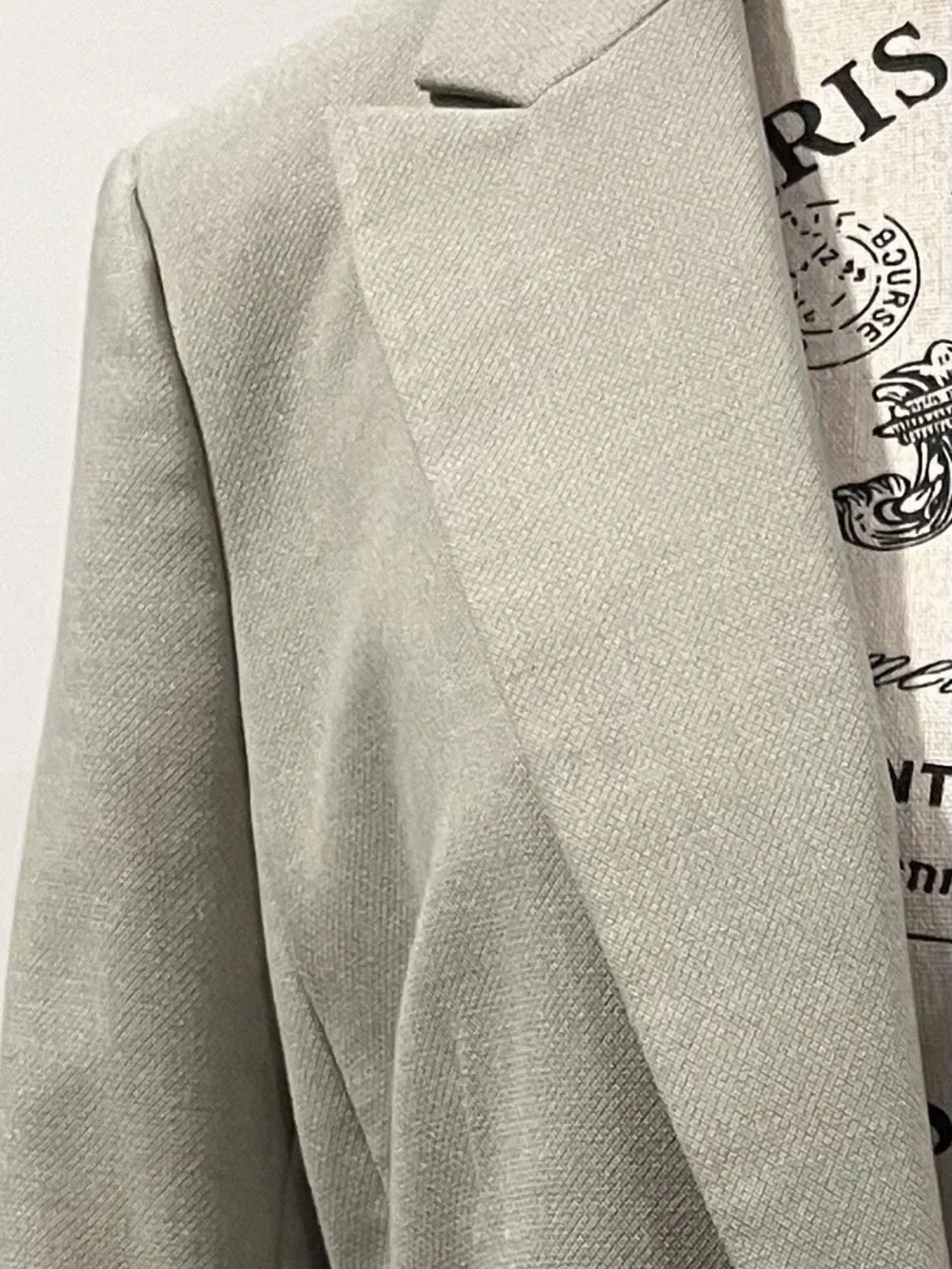 H&M structured single